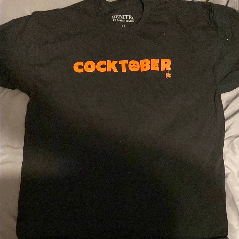 Benitez Cocktober Tee